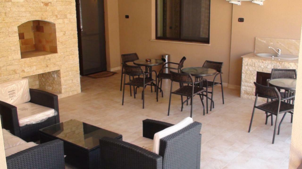 Vila Ando Mamaia Nord Navodari Exterior photo